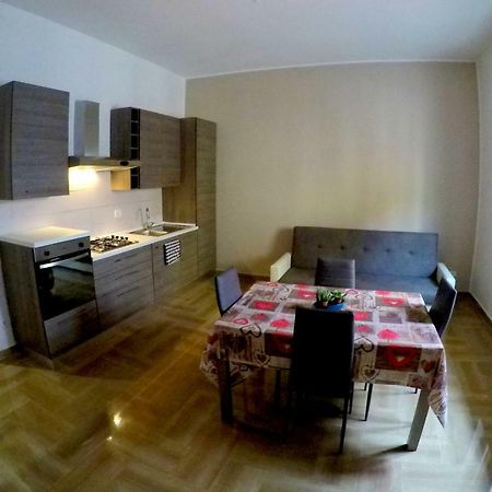 Welcome Home Apt. 2 Pozzallo Buitenkant foto